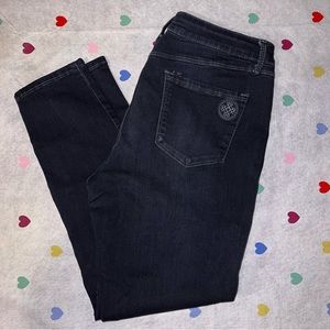 🎁 GIFTABLE Laurie Felt (item #A)